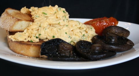 Raphael's On Brighton - Maitland Accommodation 0