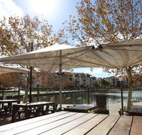 The Royal On The Waterfront - Maitland Accommodation