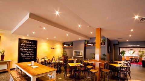 The Duxton - Maitland Accommodation 1