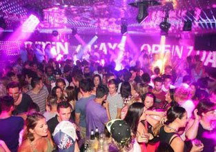 Club Liv - Maitland Accommodation 1