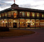 The Grand Terminus Hotel - Maitland Accommodation