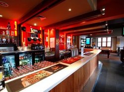 Marine Hotel - Maitland Accommodation 0