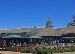 The Beach Hotel - Maitland Accommodation 1