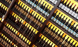 Raffles Hotel Lounge Bar - Maitland Accommodation 1