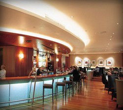 The Globe Wine Bar & Restaurant - Maitland Accommodation 2