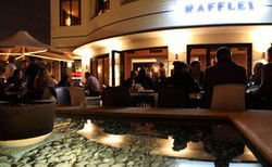 Raffles Hotel Lounge Bar - Maitland Accommodation 2