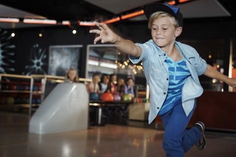 Strike Bowling Bar - King Street Wharf - Maitland Accommodation 2