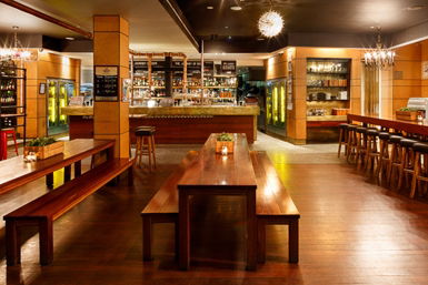 Beer De Luxe - Maitland Accommodation 0