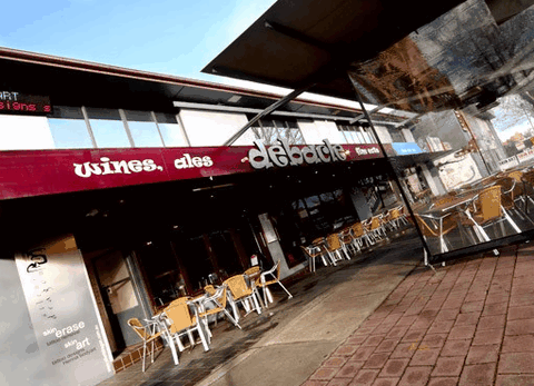 Debacle - Maitland Accommodation 0