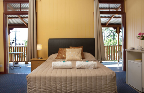 Yandina Hotel - Maitland Accommodation 1