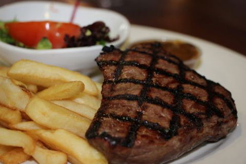 Ettalong Memorial Bowling Club - Maitland Accommodation 5