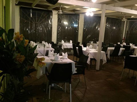 Aromas Of India Restaurant - Maitland Accommodation 5