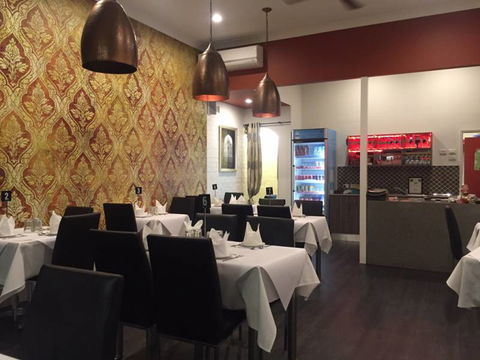 Aromas Of India Restaurant - Maitland Accommodation 6