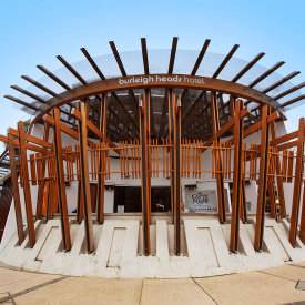 Burleigh Heads Hotel - Maitland Accommodation 0