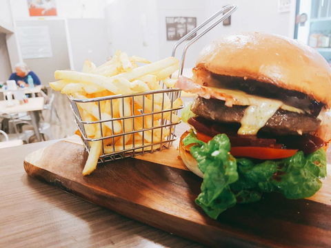 Mitchell’s Espresso - Maitland Accommodation 0