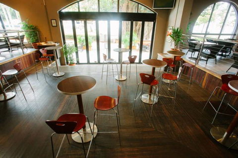 Seaview Hotel - Maitland Accommodation 2