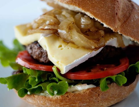 Moo Gourmet Burgers - Maitland Accommodation 3
