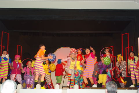 Crookwell Amateur Dramatic Society: The Vicar Of Dibley - Maitland Accommodation 0