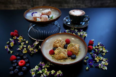 Zahli Modern Middle Eastern Restaurant - Maitland Accommodation 16