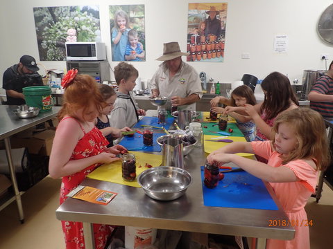 Fruit Bottling Sessions At Rayner's Orchard - Maitland Accommodation 2