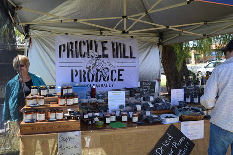 Naponda Farmers Market - Maitland Accommodation 2