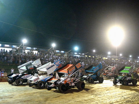 Valvoline Raceway's Opening Night - Maitland Accommodation 1
