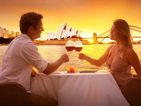 Romantic Valentine’s Day Dinner Cruises - Maitland Accommodation 1