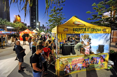 Surfers Paradise Beachfront Markets - Maitland Accommodation 0