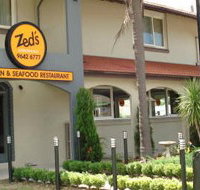 Zed's At The Inn - Maitland Accommodation