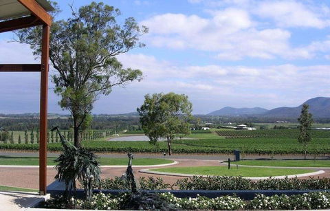 Estate Tuscany - Maitland Accommodation 1