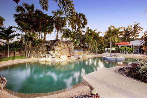 Mission Beach Resort - Maitland Accommodation 2