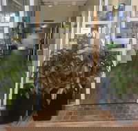 Mariners Court Hotel