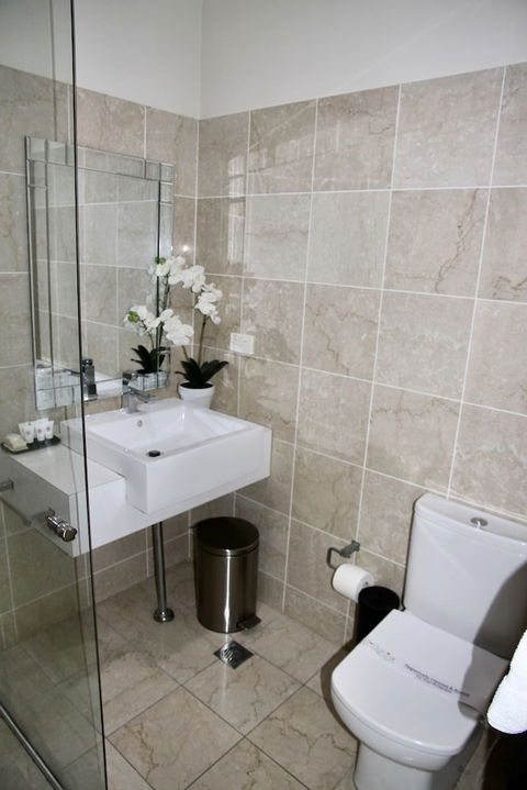 Mariners Court Hotel - Maitland Accommodation 4