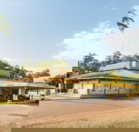 Albatross Bay Resort - Maitland Accommodation