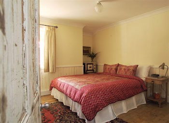 Old Leura Dairy - Maitland Accommodation 5