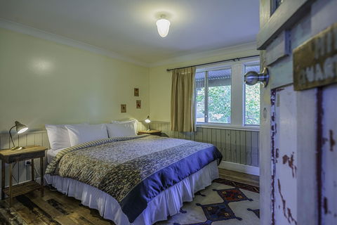 Old Leura Dairy - Maitland Accommodation 4