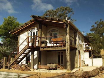 Old Leura Dairy - Maitland Accommodation 0