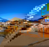 SureStay Hotel by Best Western Blue Diamond Motor Inn - Maitland Accommodation
