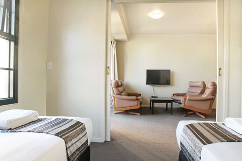 Arrow On Spencer - Maitland Accommodation 4