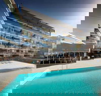 Honeysuckle Executive Apartments - Maitland Accommodation