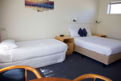 Guichen Bay Motel - Maitland Accommodation 5