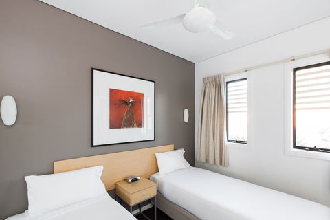 Majestic Oasis Apartments - Maitland Accommodation 5