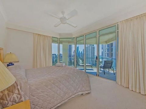 Oceana On Broadbeach - Maitland Accommodation 6