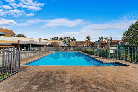 Quality Inn And Suites Traralgon - Maitland Accommodation 1