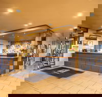 McCracken Country Club - Maitland Accommodation