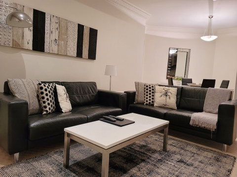 Macarthur Chambers - Maitland Accommodation 4