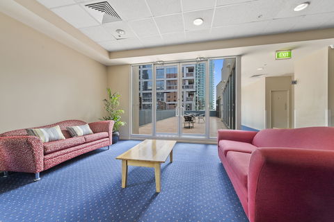YEHS Hotel Melbourne CBD - Maitland Accommodation 1