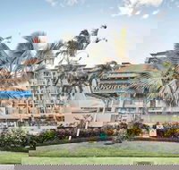 Novotel Cairns Oasis Resort - Maitland Accommodation