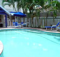 Budds Beach Apartments - Maitland Accommodation
