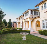 Palais Royale - Maitland Accommodation